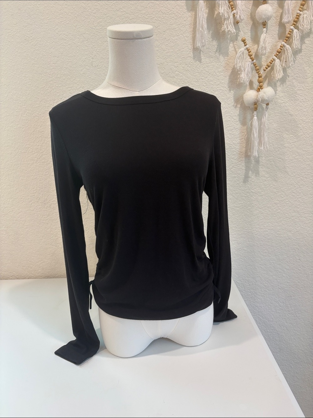 JoyLab Black Long-Sleeve Ribbed Crewneck Top